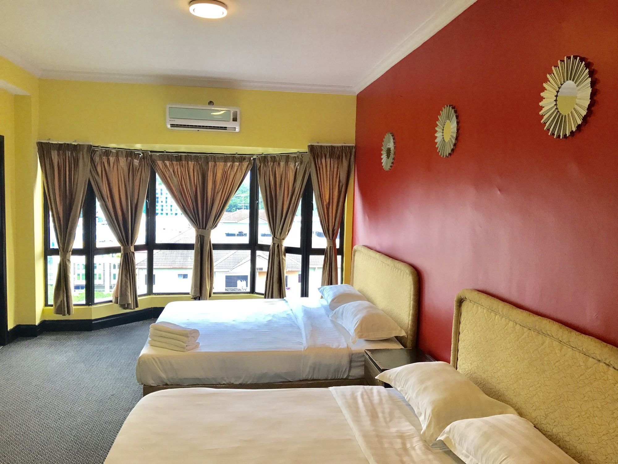 Sunset & Seaview Vacation Condos At Marina Court Resort Condo Kota Kinabalu Exterior photo