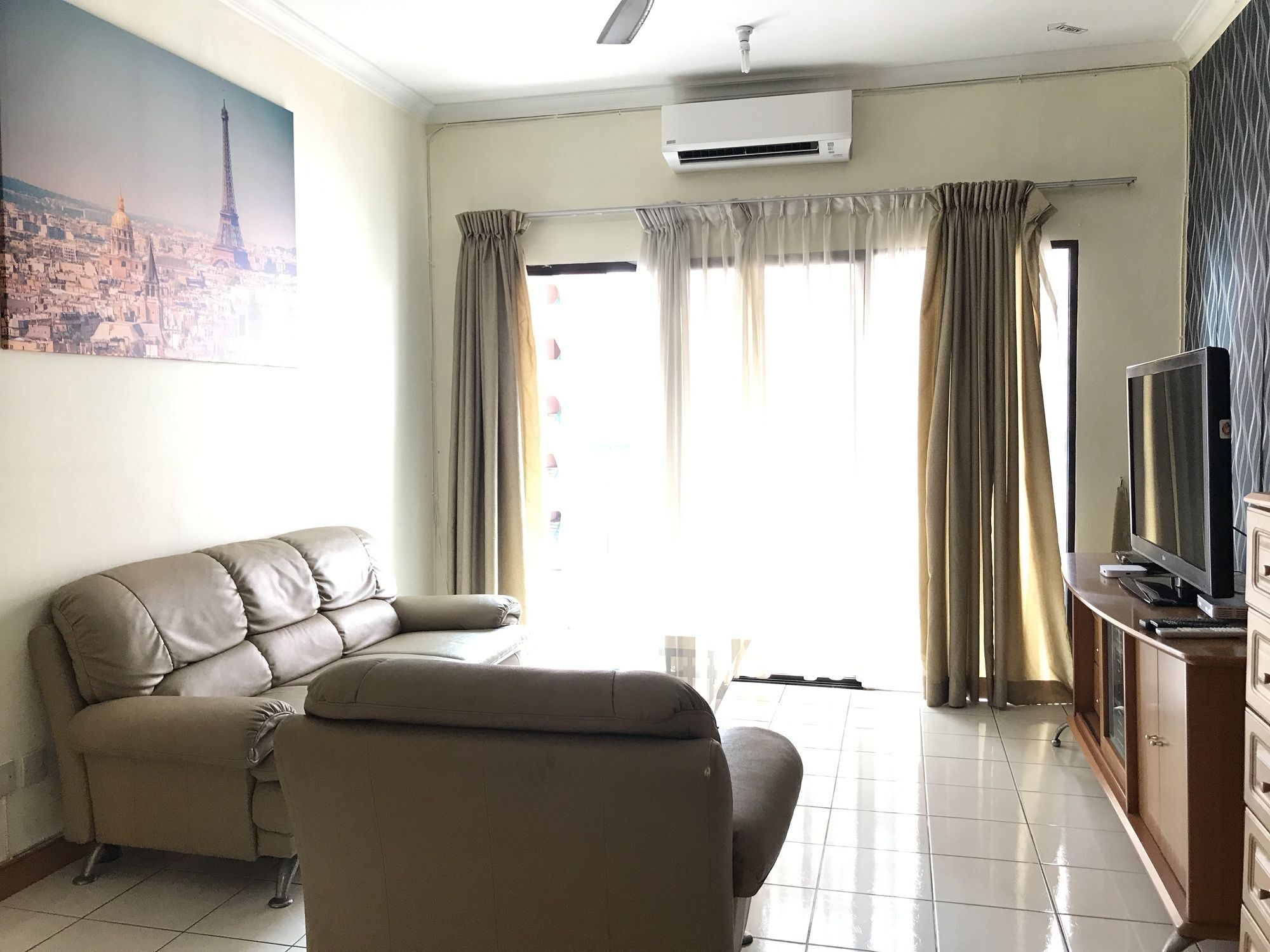 Sunset & Seaview Vacation Condos At Marina Court Resort Condo Kota Kinabalu Exterior photo